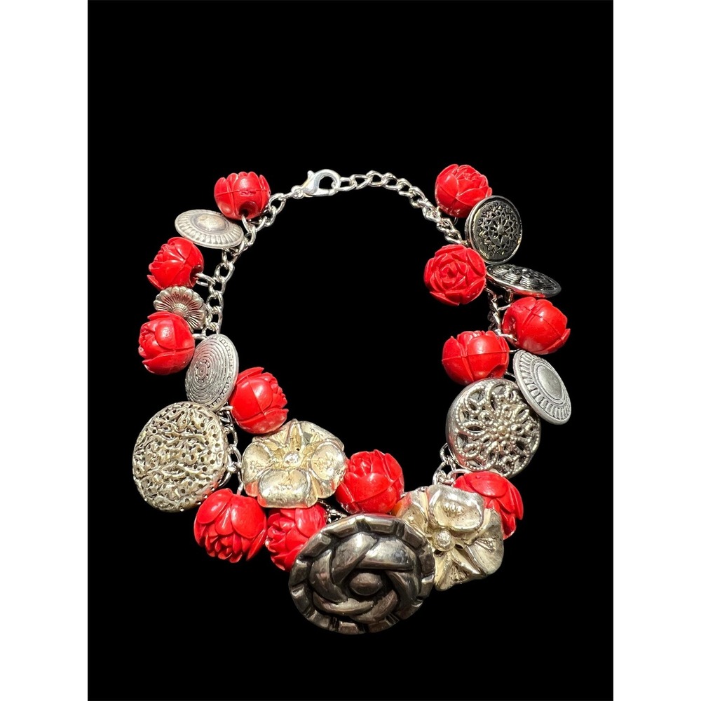 Vintage‎ Button Charm Bracelet: Red Rose & Silver Patterned Buttons - 8 Inch